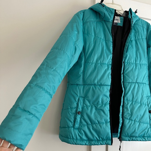 NWOT Magellan Blue Puffer Jacket - Picture 2 of 6